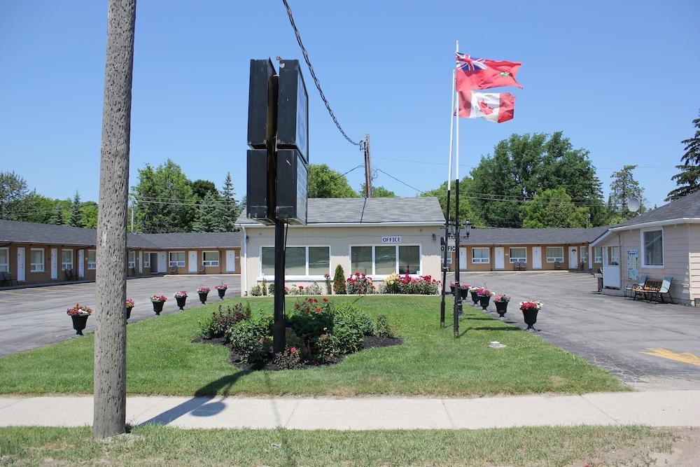 Nights Inn Owen Sound Exterior photo