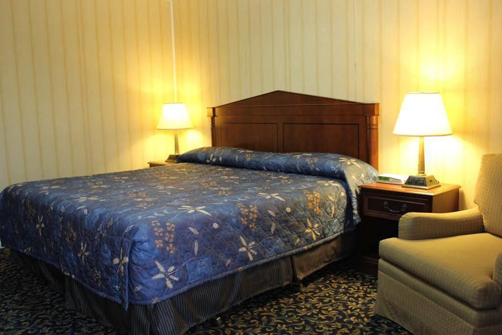 Nights Inn Owen Sound Exterior photo